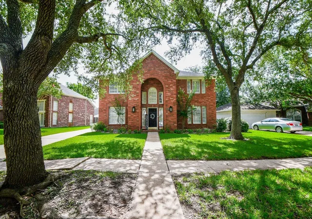 Photo 1 of Single family home for sale at 5430 Davids Bnd Dr, Sugar Land, TX 77479 | MLS# 74094349 | Listing updated on 2026-09-23