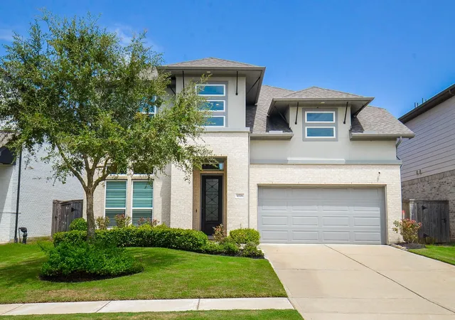 Photo 1 of Single family home for sale at 30706 Hawthorn Glen Ct, Fulshear, TX 77441 | MLS# 36425017 | Listing updated on 2026-09-15