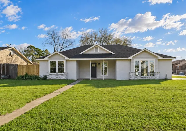 Photo 1 of Single family home for sale at 1740 6th Street, Hempstead, TX 77445 | MLS# 84638264 | Listing updated on 2026-09-23