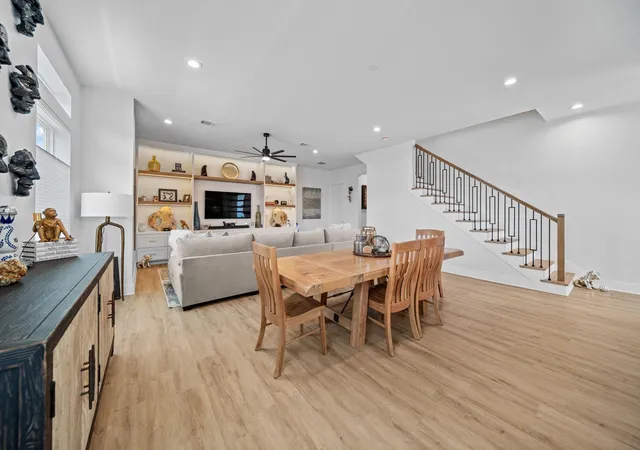 Photo 3 of Single family home for sale at 120 Adams St, Houston, TX 77011 | MLS# 21929276 | Listing updated on 2026-09-19