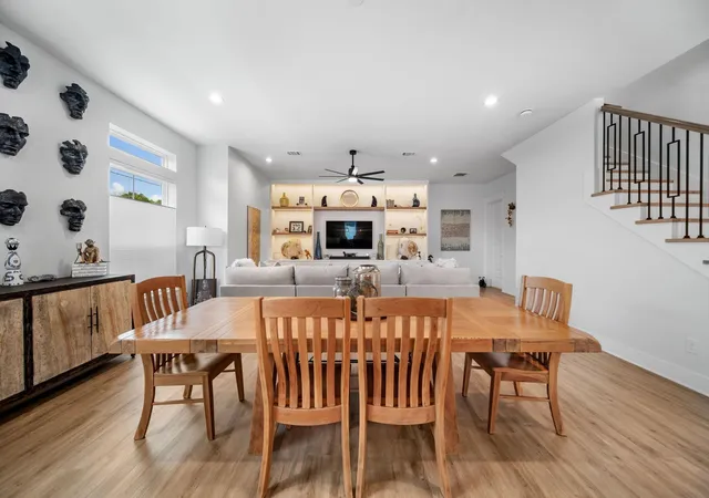 Photo 4 of Single family home for sale at 120 Adams St, Houston, TX 77011 | MLS# 21929276 | Listing updated on 2026-09-19