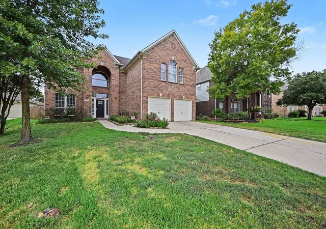 Photo 2 of Single family home for sale at 24927 Corbin Gate Dr, Spring, TX 77389 | MLS# 65883684 | Listing updated on 2026-09-05