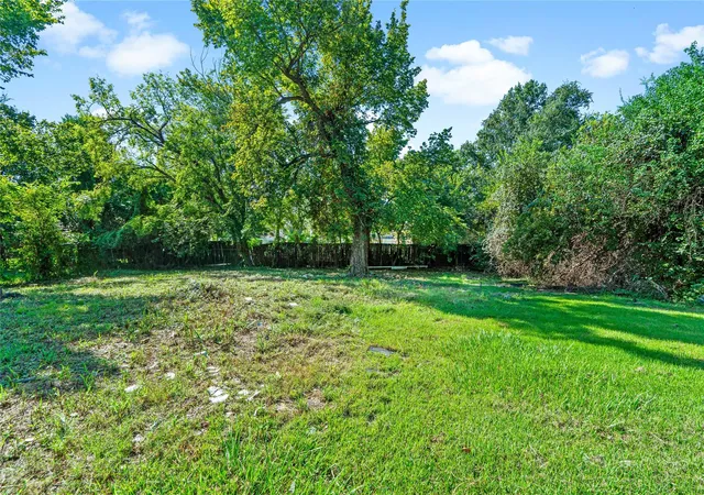 Photo 3 of Land for sale at 4412 Hare St, Houston, TX 77020 | MLS# 42703099 | Listing updated on 2026-09-09