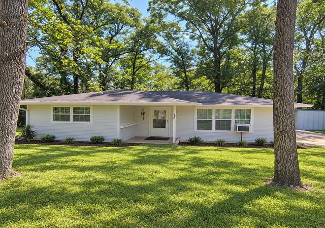 Photo 1 of Sale Pending at 218 Bonnie Blue Ln, Livingston, TX 77351 | MLS# 41262583 | Listing updated on 2026-10-02