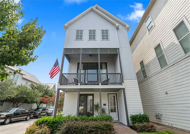 Photo 1 of Sale Pending at 8743 Oak Kolbe Ln, Houston, TX 77080 | MLS# 20972880 | Listing updated on 2026-10-08