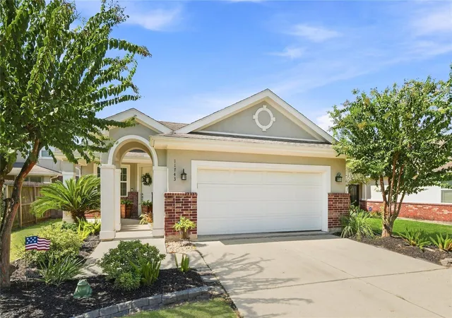 Photo 4 of Single family home for sale at 11743 Champions Gate Dr, Dayton, TX 77535 | MLS# 33126983 | Listing updated on 2026-09-15