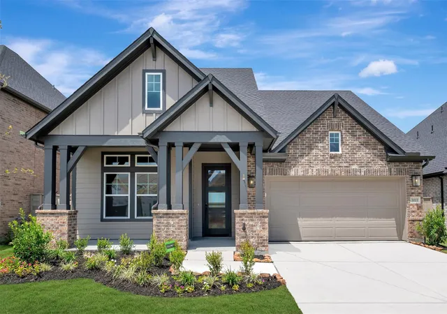Photo 1 of Single family home for sale at 7022 Salt Dome Dr, League City, TX 77546 | MLS# 84306106 | Listing updated on 2026-10-10