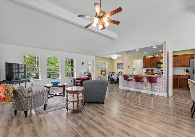 Photo 4 of Single family home for sale at 261 26th Street, Dickinson, TX 77539 | MLS# 74209552 | Listing updated on 2026-09-09
