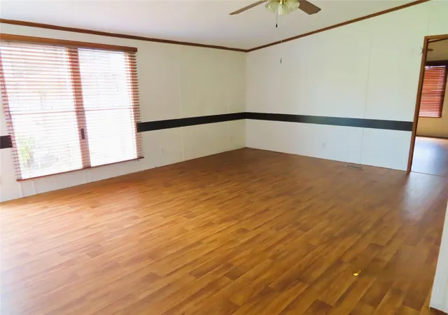 Photo 2 of Single family home for sale at 16448 Hl Country Dr, Conroe, TX 77302 | MLS# 7533863 | Listing updated on 2026-09-07