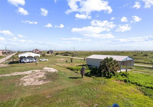 Photo 4 of Single family home for sale at 1044 Waco Rd, Gilchrist, TX 77617 | MLS# 74087894 | Listing updated on 2026-09-11