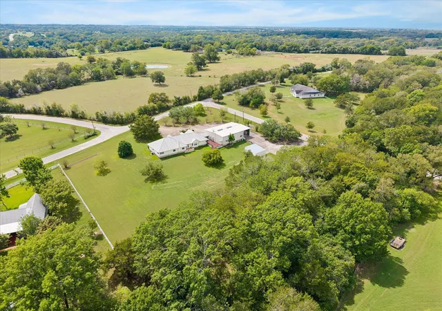 Photo 2 of Single family home for sale at 8225 Clarann Ln, Chappell Hill, TX 77426 | MLS# 80780991 | Listing updated on 2026-09-25