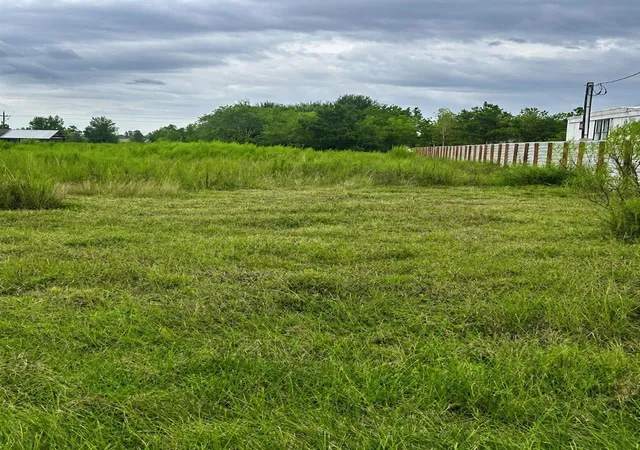 Photo 2 of Land for sale at 1711 County Rd 3542, Cleveland, TX 77327 | MLS# 15066543 | Listing updated on 2026-10-13