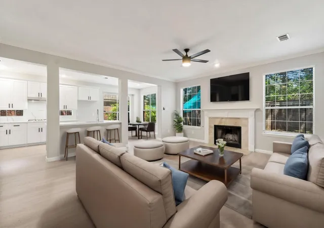 Photo 2 of Single family home for sale at 66 Terraglen Dr, Spring, TX 77382 | MLS# 40524307 | Listing updated on 2026-09-12