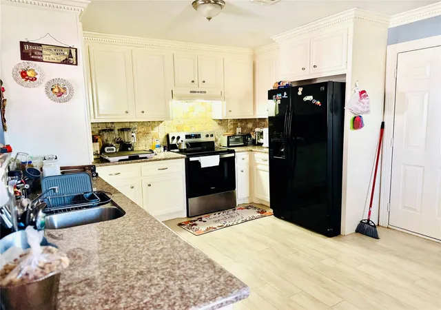 Photo 1 of Single family home for sale at 9105 Exeter St, Houston, TX 77093 | MLS# 52987031 | Listing updated on 2026-09-17