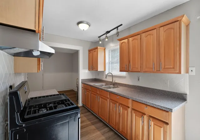 Photo 3 of Single family home for sale at 9834 Denning Dr, Houston, TX 77078 | MLS# 50014678 | Listing updated on 2026-09-03