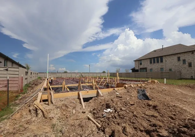 Photo 3 of Single family home for sale at 5319 Mango Blfs St, Manvel, TX 77578 | MLS# 57443859 | Listing updated on 2026-09-12