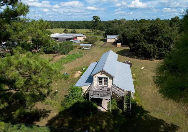 Photo 4 of Single family home for sale at 8631 Matthews Ln, Magnolia, TX 77354 | MLS# 92305534 | Listing updated on 2026-09-24