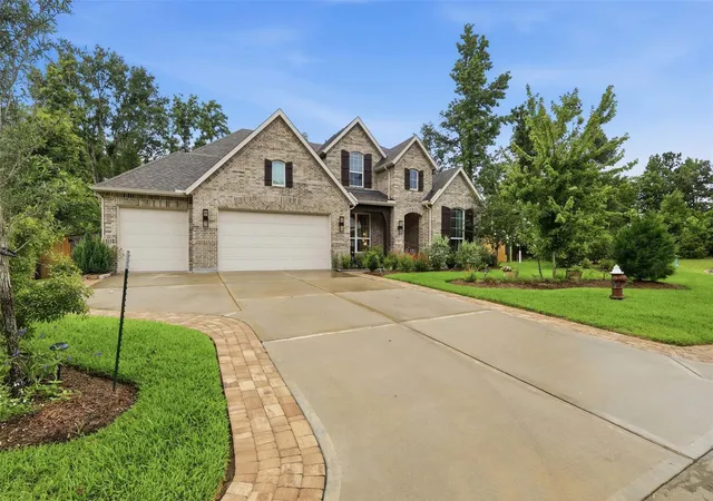 Photo 2 of Single family home for sale at 261 Monte Carlo Ln, Montgomery, TX 77316 | MLS# 55506190 | Listing updated on 2026-09-13