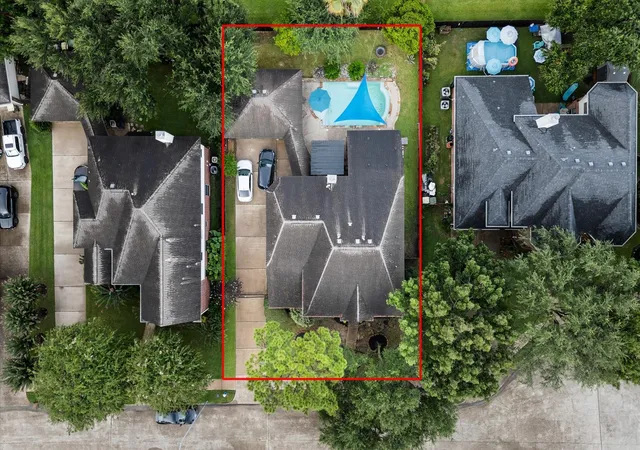 Photo 4 of Single family home for sale at 1407 Pine Meadow Ct, Pearland, TX 77581 | MLS# 77902585 | Listing updated on 2026-09-15