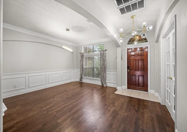 Photo 3 of Single family home for sale at 9803 Lynnrose Springs Dr, Tomball, TX 77375 | MLS# 18183106 | Listing updated on 2026-09-24