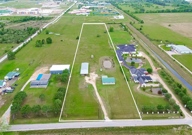 Photo 1 of Land for sale at 11802 Padon Rd, Needville, TX 77461 | MLS# 85938186 | Listing updated on 2026-09-18