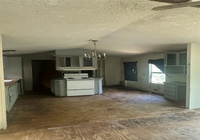 Photo 4 of Single family home for sale at 15497 Parret Ln Dr, Willis, TX 77378 | MLS# 48657008 | Listing updated on 2026-09-01