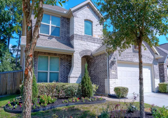 Photo 3 of Single family home for sale at 173 Bluebell Woods Way, Willis, TX 77318 | MLS# 26290859 | Listing updated on 2026-09-17