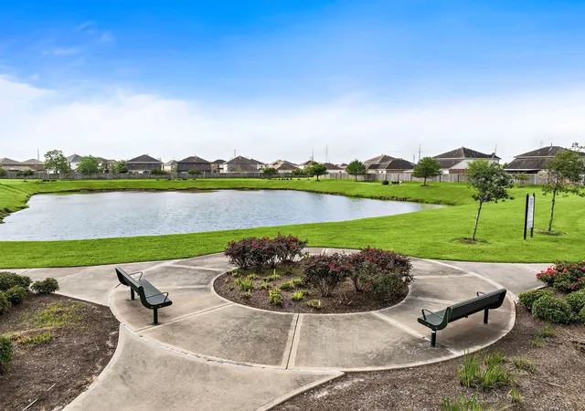 Photo 4 of Single family home for sale at 2602 Rose Quartz Dr, Texas City, TX 77591 | MLS# 78784964 | Listing updated on 2026-09-12