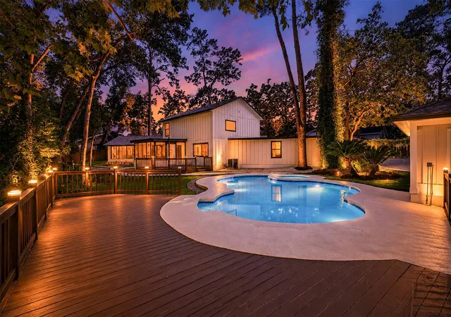 Photo 1 of Single family home for sale at 107 Beaver Tail Point, Houston, TX 77024 | MLS# 83994521 | Listing updated on 2026-09-24
