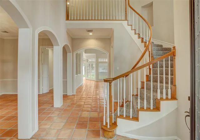 Photo 3 of Single family home for sale at 45 Ambleside Crescent Dr, Sugar Land, TX 77479 | MLS# 27449262 | Listing updated on 2026-10-06