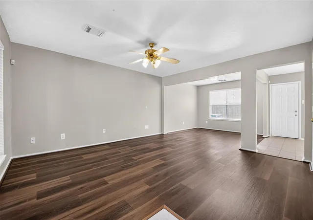 Photo 4 of Single family home for sale at 9707 Royal Crst Way, Houston, TX 77083 | MLS# 6696163 | Listing updated on 2026-09-06
