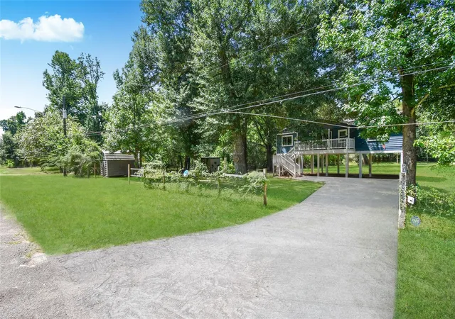 Photo 3 of Single family home for sale at 29827 Shady Brk Ln, Magnolia, TX 77355 | MLS# 25778475 | Listing updated on 2026-09-23