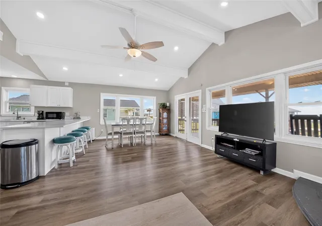 Photo 3 of Single family home for sale at 16713 Jamaica Beach Rd, Galveston, TX 77554 | MLS# 63595817 | Listing updated on 2026-09-18