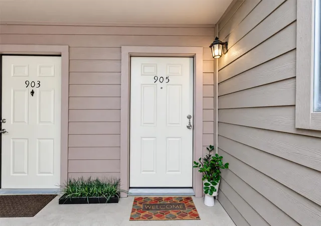 Photo 1 of Condo for sale at 3100 Jeanetta St #905, Houston, TX 77063 | MLS# 22790904 | Listing updated on 2026-09-19