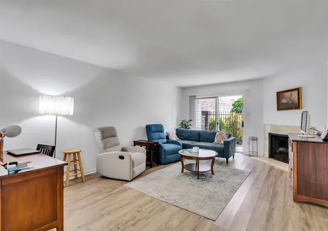 Photo 4 of Condo for sale at 3100 Jeanetta St #905, Houston, TX 77063 | MLS# 22790904 | Listing updated on 2026-09-20
