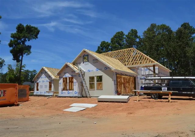 Photo 3 of Single family home for sale at 24564 Riley Rd, Plantersville, TX 77363 | MLS# 82650907 | Listing updated on 2026-10-05