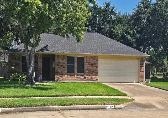 Single family home for sale at 11102 Fall Breeze Dr, Houston, TX 77064 | MLS# 32494433