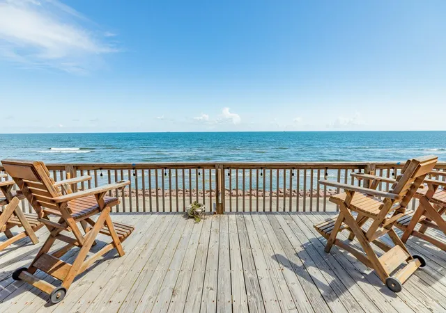 Photo 3 of Single family home for sale at 306 Beach Dr, Freeport, TX 77541 | MLS# 37822774 | Listing updated on 2026-09-24