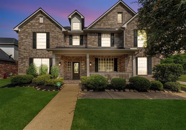 Photo 2 of Single family home for sale at 3015 Briarsage Ln, Pearland, TX 77581 | MLS# 48176257 | Listing updated on 2026-09-15
