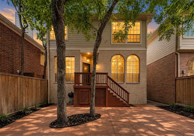 Photo 2 of Single family home for sale at 12819 Kingsbridge Ln, Houston, TX 77077 | MLS# 69100259 | Listing updated on 2026-09-20