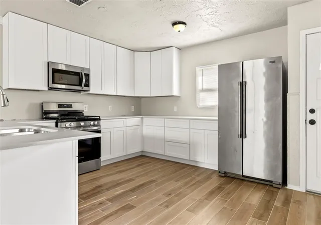 Photo 3 of Single family home for sale at 11455 Spottswood Dr, Houston, TX 77016 | MLS# 57904332 | Listing updated on 2026-09-20