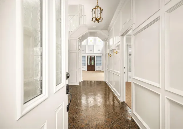 Photo 3 of Townhouse for sale at 9338 Briar Forest Dr, Houston, TX 77063 | MLS# 60921649 | Listing updated on 2026-10-02