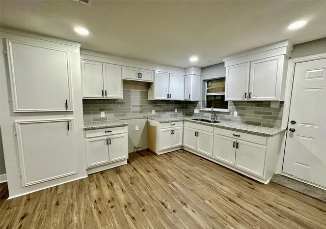 Photo 1 of Single family home for sale at 10210 Ashville Dr, Houston, TX 77051 | MLS# 45232984 | Listing updated on 2026-09-24