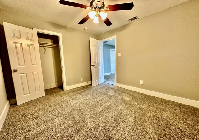 Photo 4 of Single family home for sale at 10210 Ashville Dr, Houston, TX 77051 | MLS# 45232984 | Listing updated on 2026-09-24