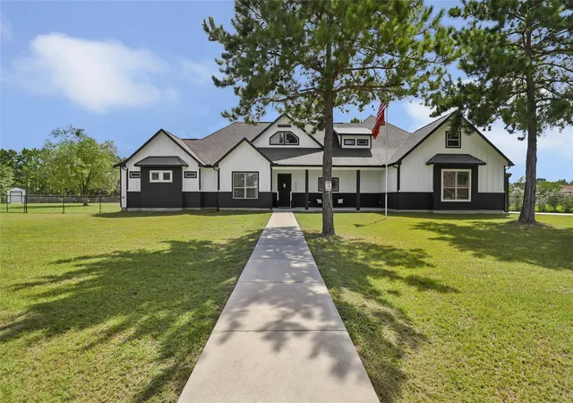 Photo 1 of Single family home for sale at 15933 Enloe St, Splendora, TX 77372 | MLS# 3240984 | Listing updated on 2026-09-25