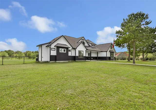 Photo 2 of Single family home for sale at 15933 Enloe St, Splendora, TX 77372 | MLS# 3240984 | Listing updated on 2026-09-25