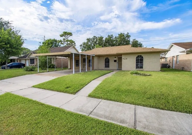 Photo 1 of Single family home for sale at 729 Arbor Dr, Deer Park, TX 77536 | MLS# 67492929 | Listing updated on 2026-09-20