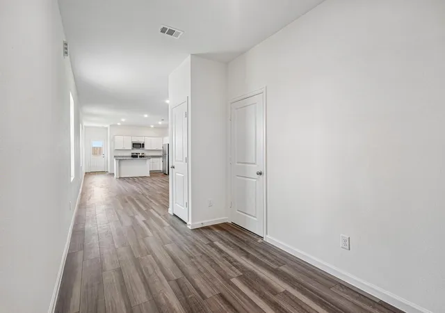 Photo 4 of Single family home for sale at 10212 California Lily Ln, Houston, TX 77016 | MLS# 79446395 | Listing updated on 2026-09-20