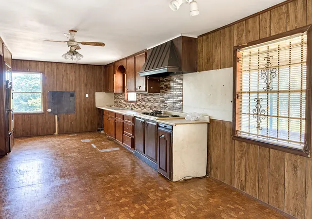 Photo 4 of Single family home for sale at 21173 Shakey Holw, Conroe, TX 77306 | MLS# 15459718 | Listing updated on 2026-09-19