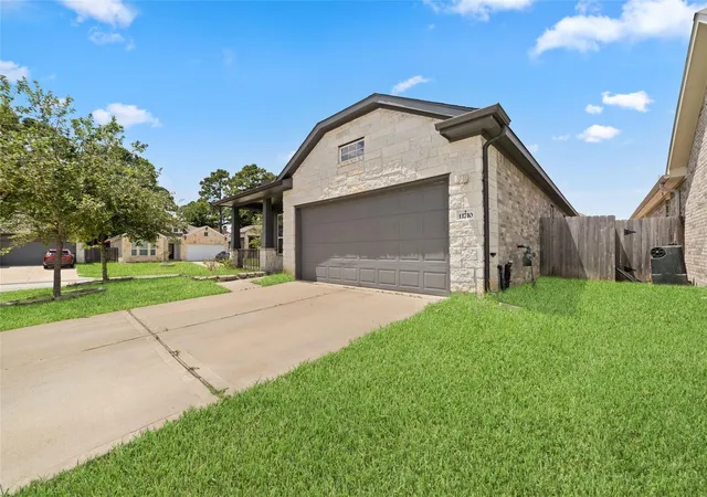 Photo 2 of Single family home for sale at 11710 Rosehall Reach Ln, Tomball, TX 77377 | MLS# 61620175 | Listing updated on 2026-09-14